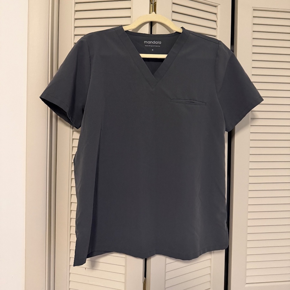 Pewter Mandala Scrub joggers set